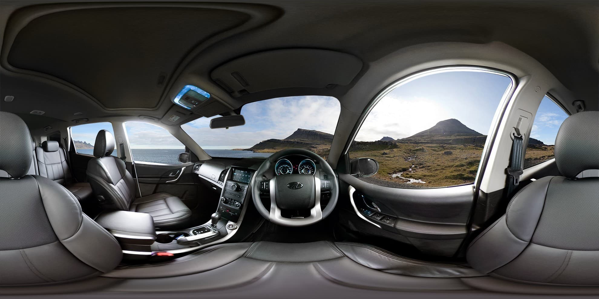 Mahindra XUV 500 360 Interior Panoramic Tour