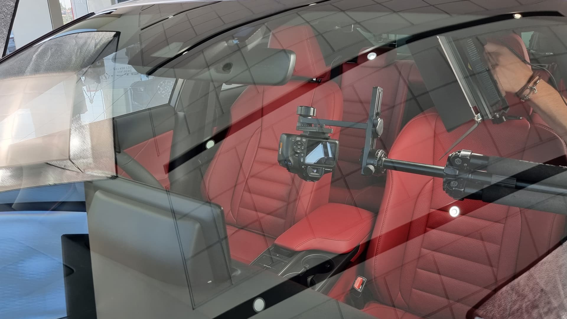Lexus IS300h Matterport Scanning Rig