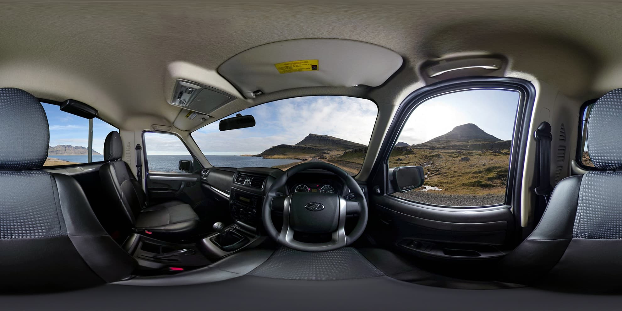 Panoramic photograph of the Mahindra Pik-Up Single Cab interior