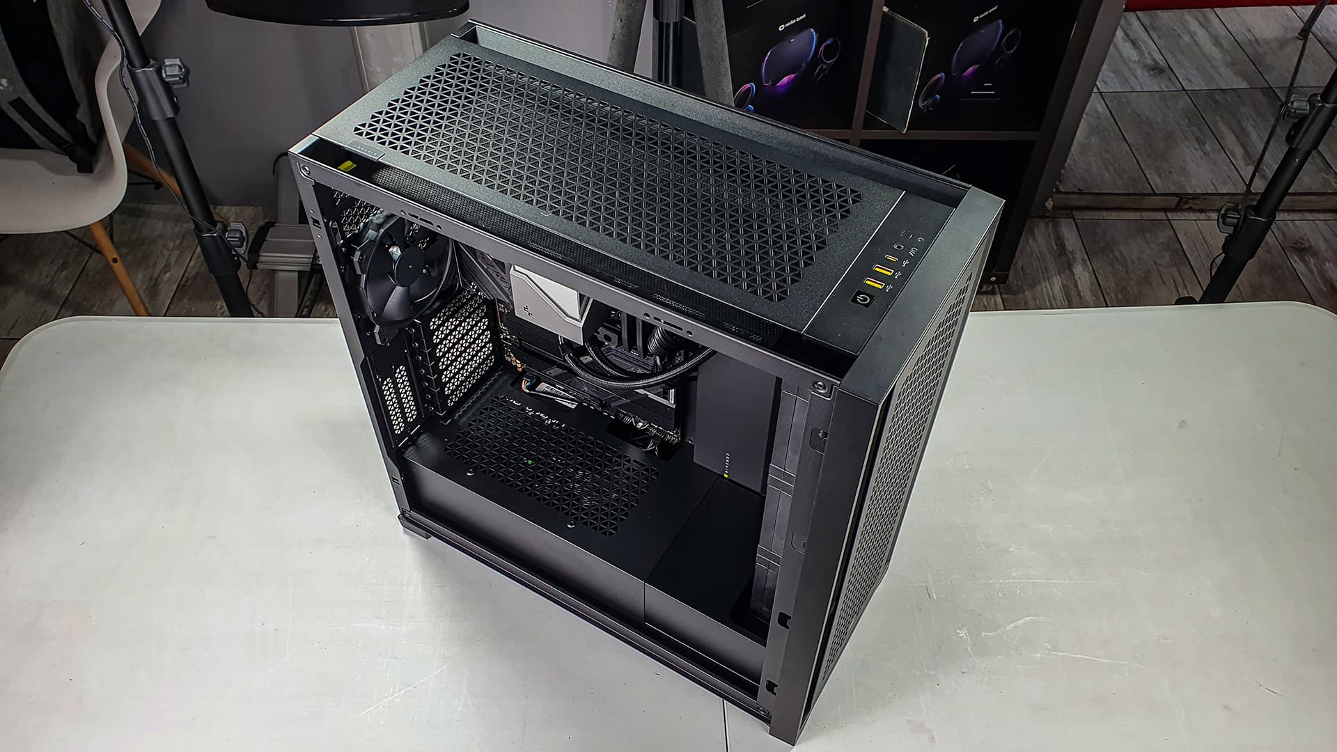 High-End PC for Professional Virtual Reality Software Development