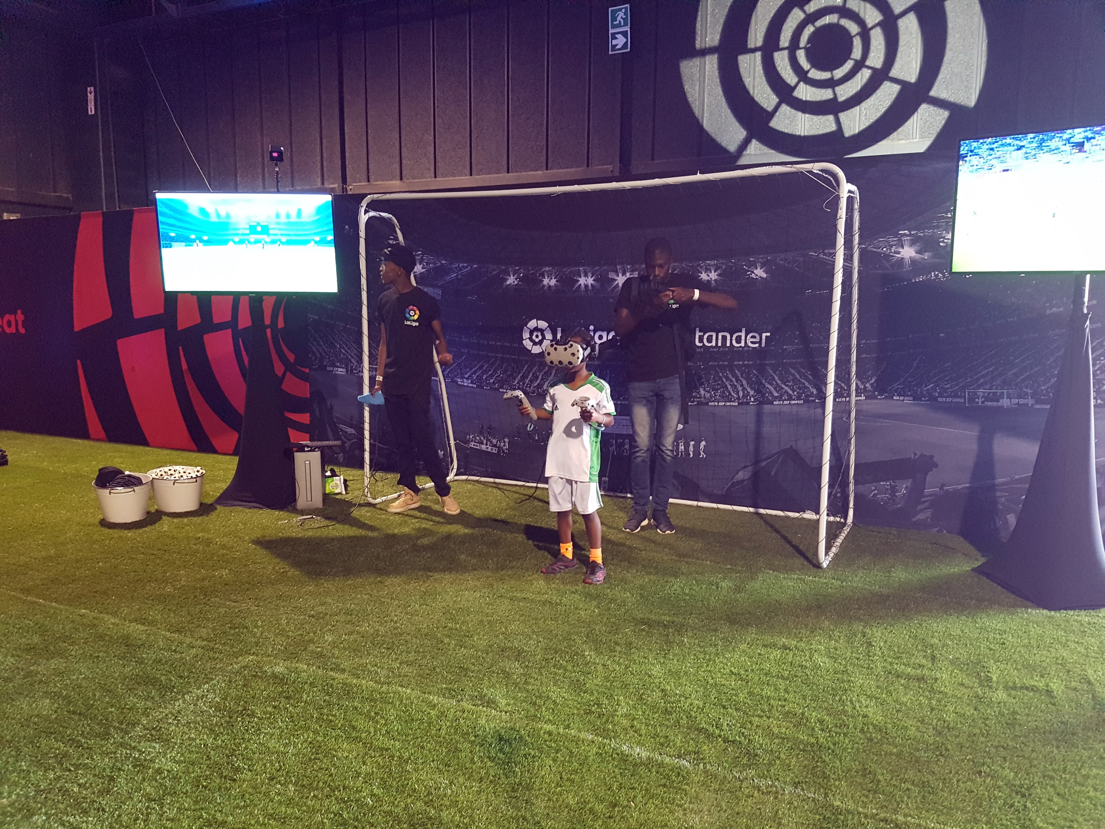 VR soccer player reaction