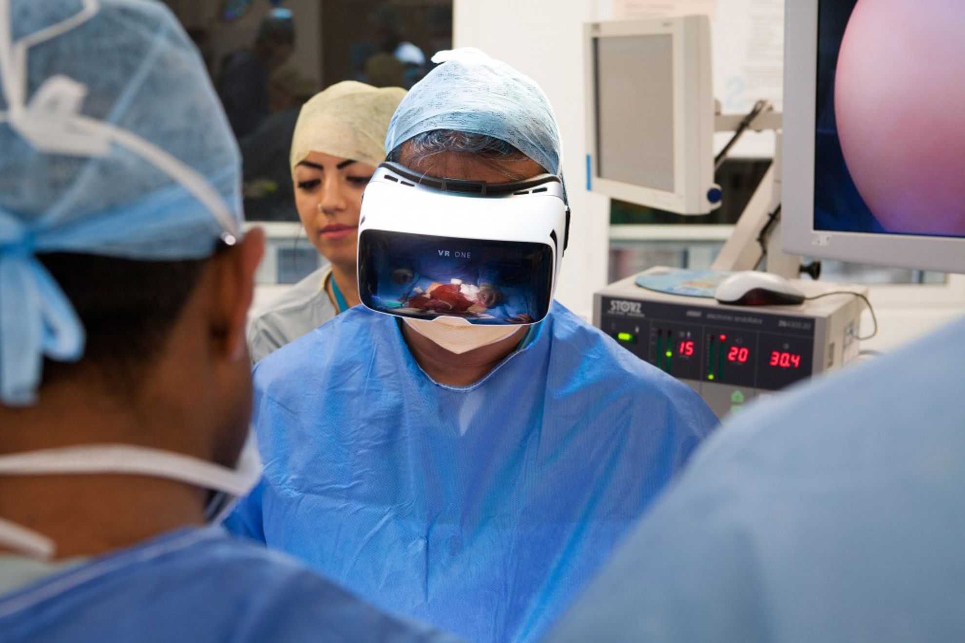 360-video-cancer-surgery