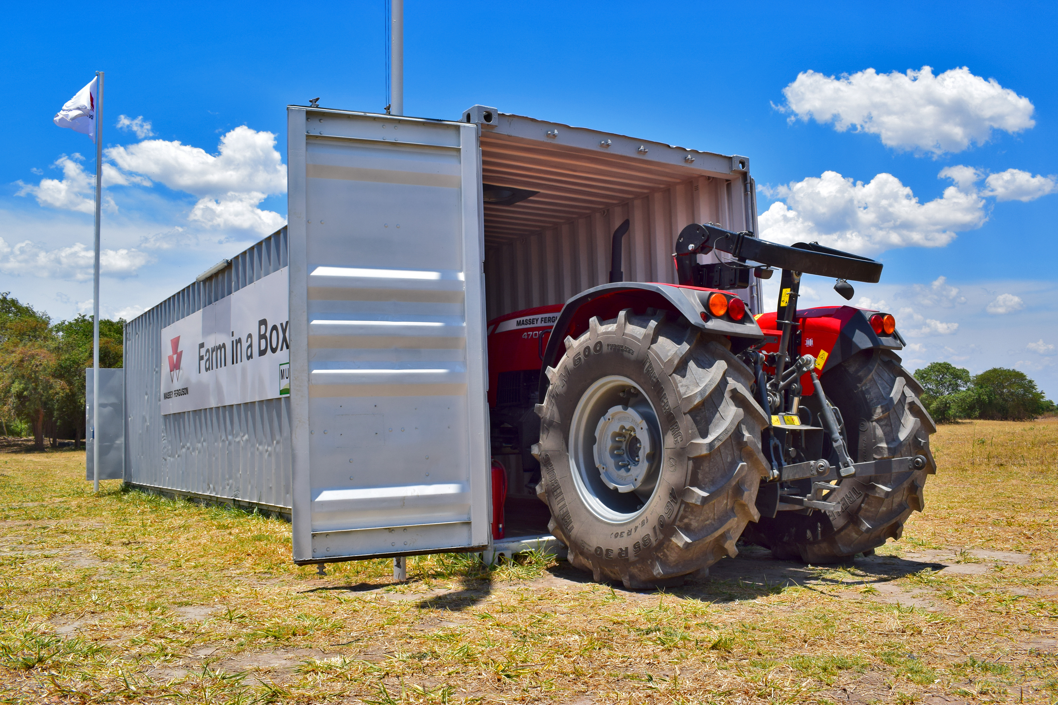 Farm-in-a-box-tractor