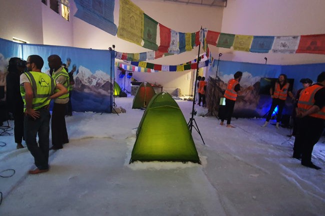 mount everest themed virtual reality event